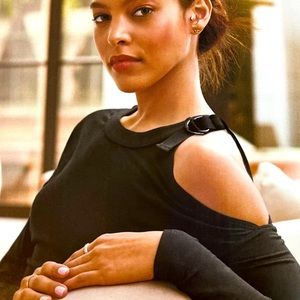 Stella & Dot ‘The Buckle Up Cold Shoulder Top’